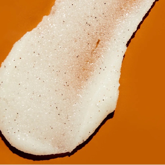 Tree Hut Coco Colada Sugar Scrub - Picture 2 of 5